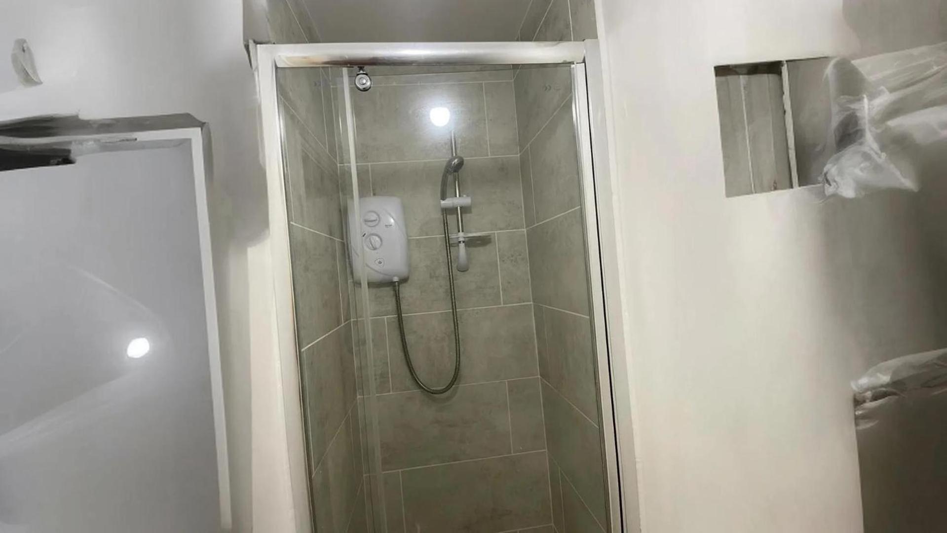 2-Bed Apartment - Sleeps 4 - Street Parking - Wifi Манчестер Экстерьер фото